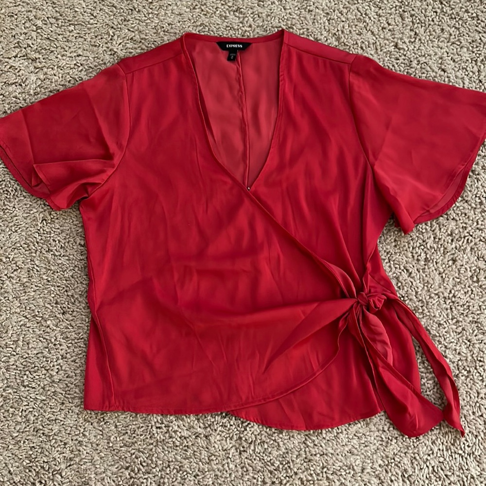 Express wrap shirt